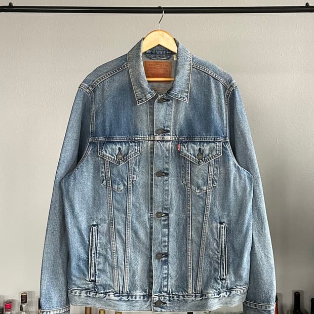 [L]리바이스 x 버질 아블로 빅E 프리미엄 트러커 데님 자켓