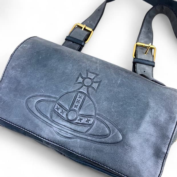 비비안 웨스트우드 빈티지 가공 소가죽 숄더백