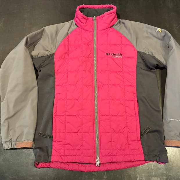 M) 컬럼비아 티타늄 인터체인지 경량 패딩 내피