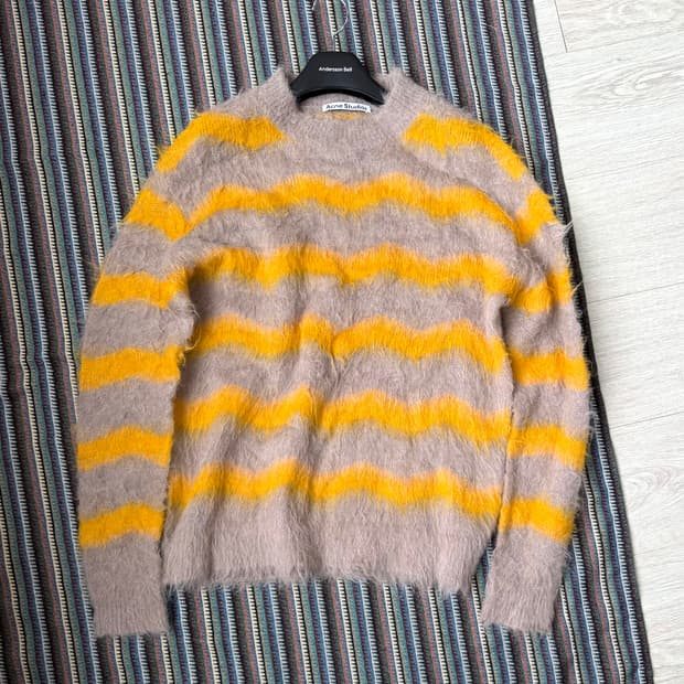 아크네 스튜디오 모헤어 퍼지 니트