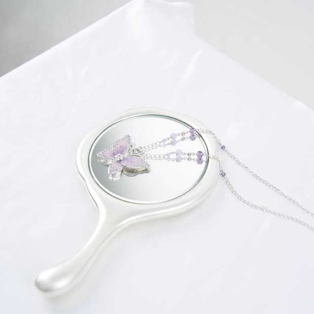 Anna Sui 빅 팬턴트 핑크 버터플라이 롱 체인 목걸이