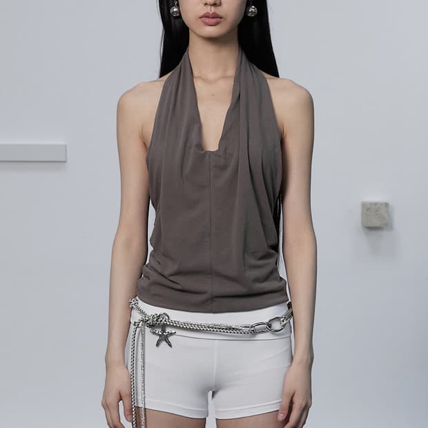 DRAPE HALTER NECK SLEEVELESS / BROWN