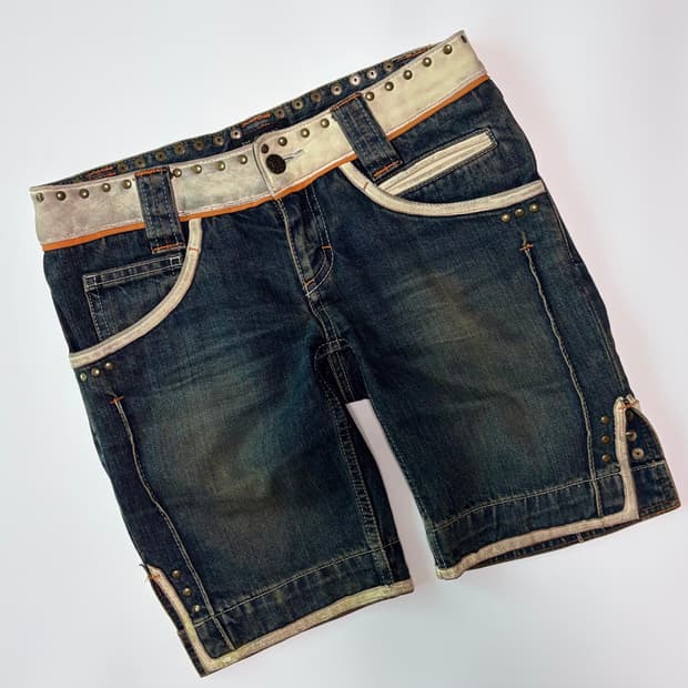 MCGN 빈티지 스터드 레더 트림 데님 하프 팬츠