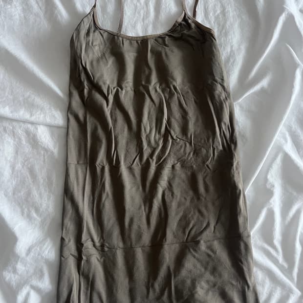 S-TWELVE 슬리브리스