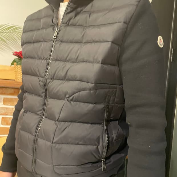 몽클레어 니트패딩