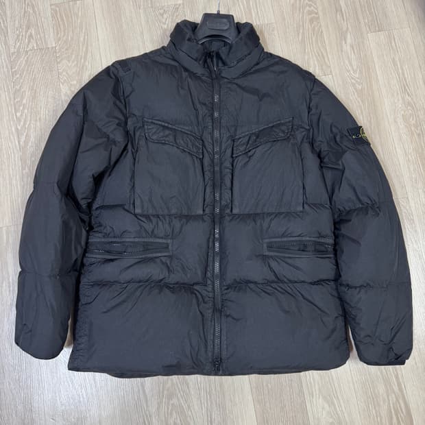 22fw 스톤아일랜드 크링클랩스 논후드 패딩 L 블랙