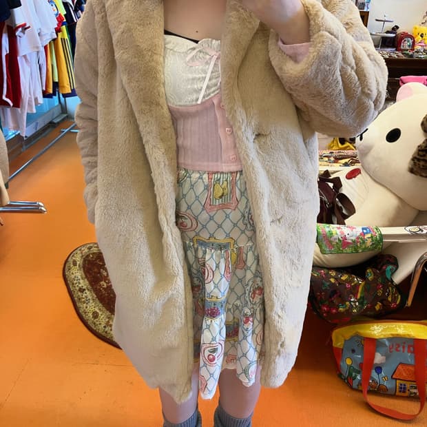 세실맥비 캬라멜 퍼코트