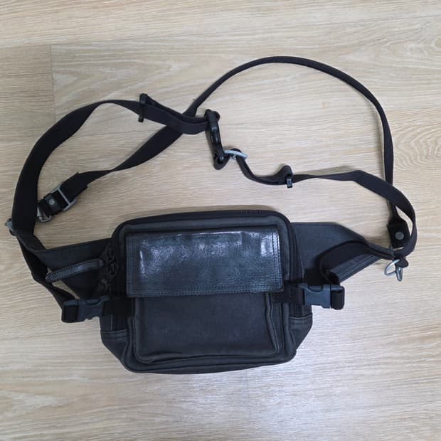 PORTER 블랙 가죽x캔버스 힙색