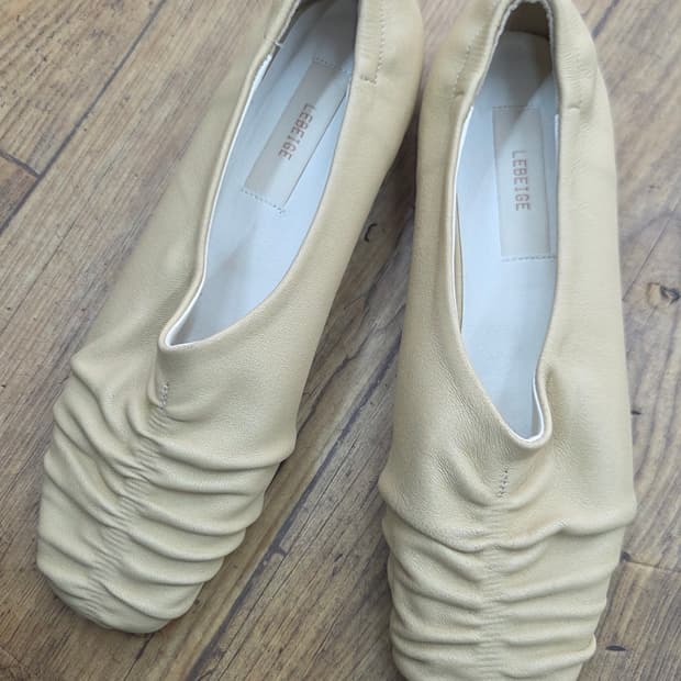 르베이지 플랫슈즈 ㅡ새상품 