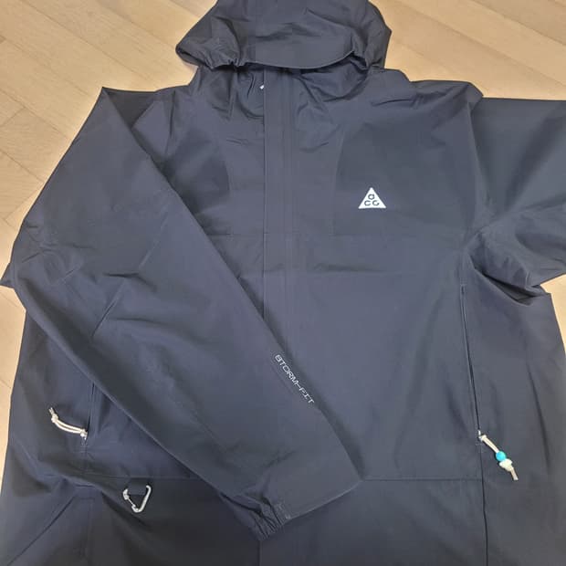 나이키 acg 스톰핏 바람막이XXL