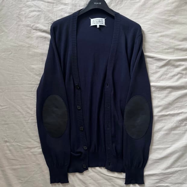 마르지엘라 엘보우 레더 가디건