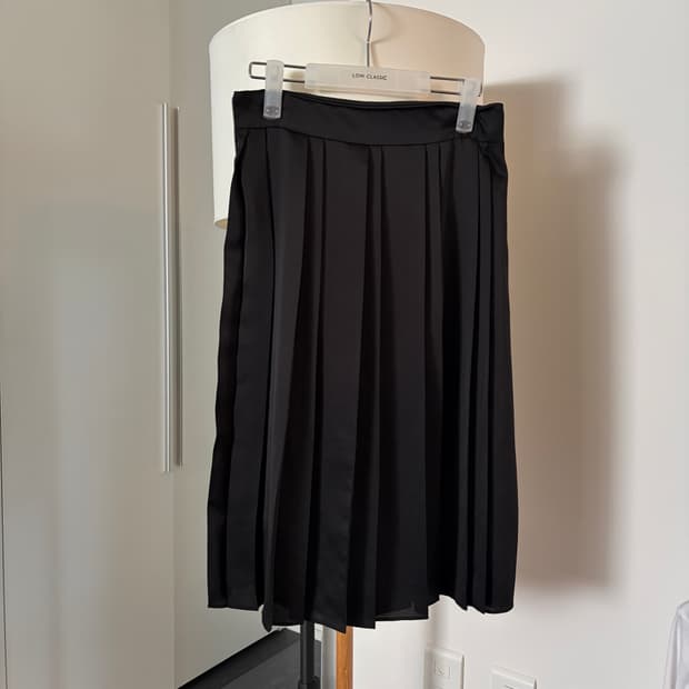 로우클래식 플리츠스커트 s