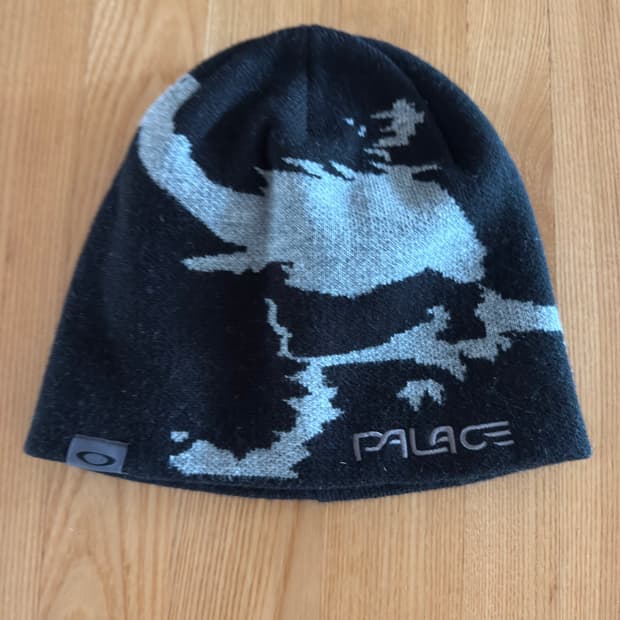 Oakley X Palace 비니