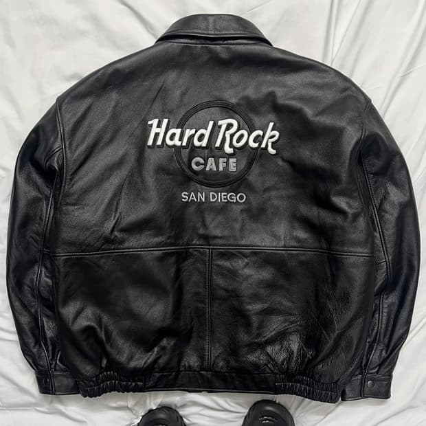 히드락카페 가죽자켓