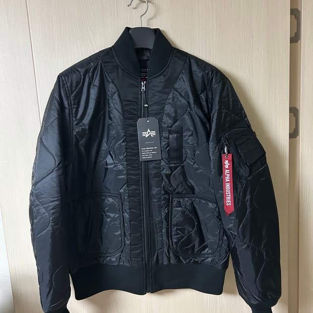 알파인더스트리 퀼팅 마원 점퍼