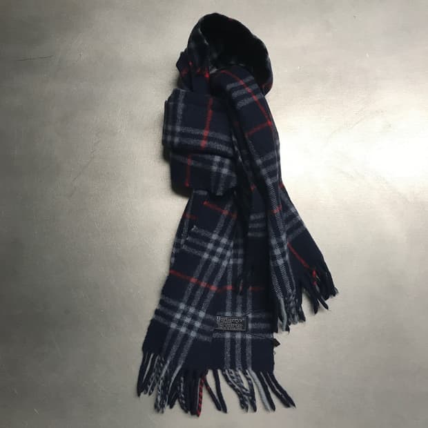 버버리 정품 램스울 머플러 네이비