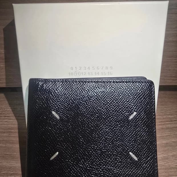 메종 마르지엘라 반지갑 블랙