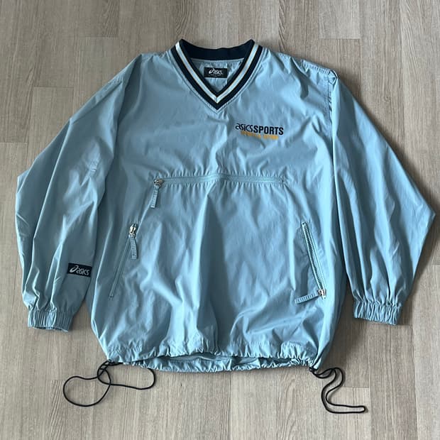 아식스 트레이닝 웜업 바람막이