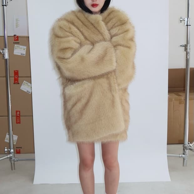 plzproject middle fur jacket