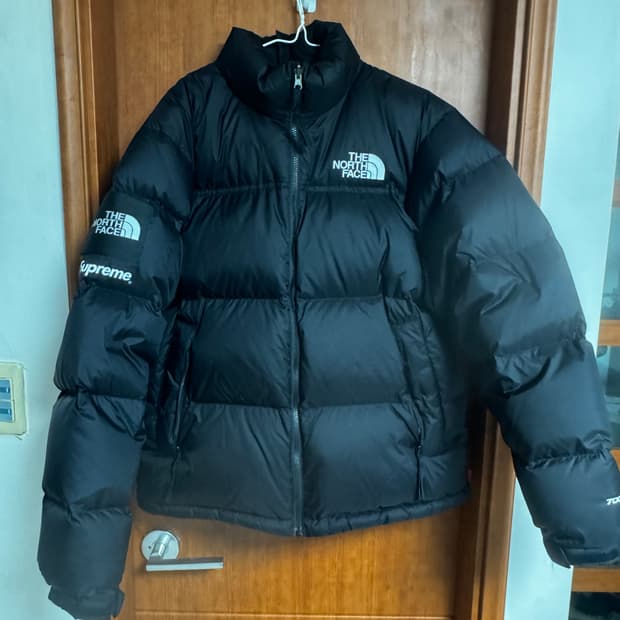 슈프림 노스페이스 스플릿 눕시