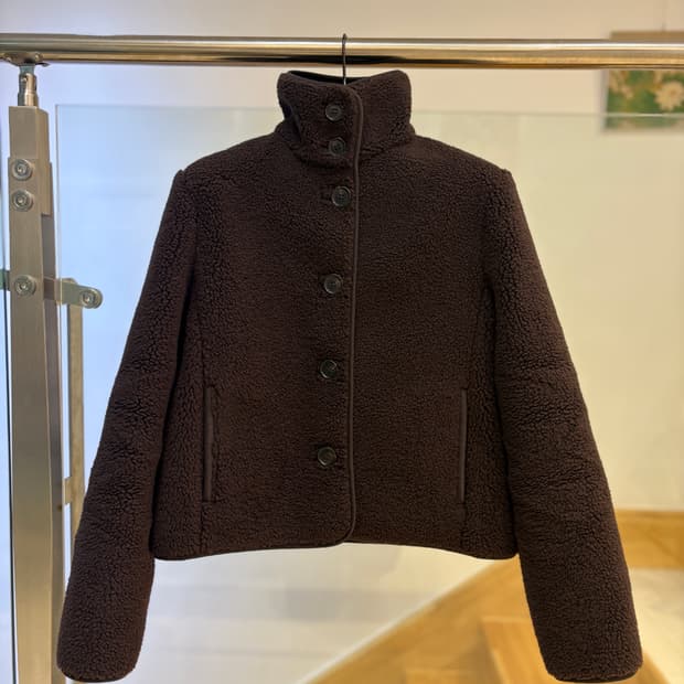 코스 퍼널넥 테디 자켓