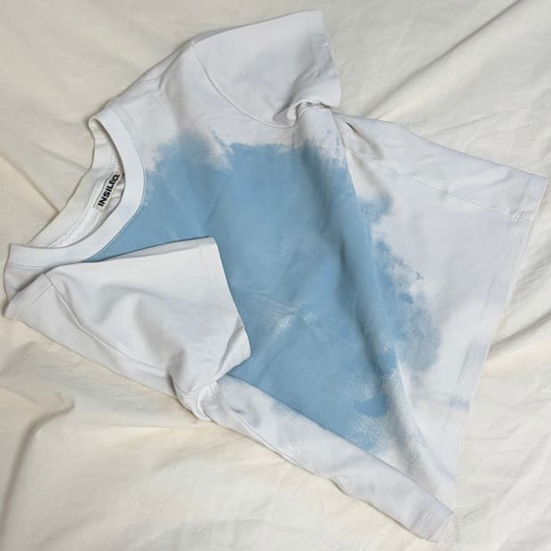 인사일런스 우먼 반팔티