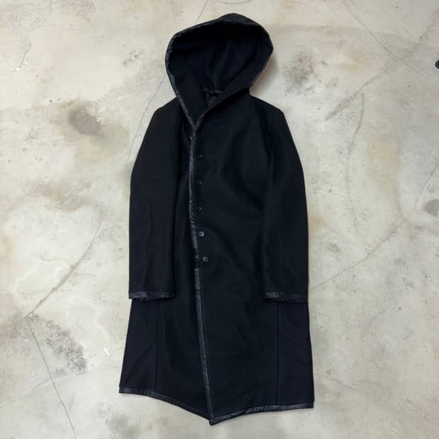 [2] 00‘s NO ID Asymmetric Coat