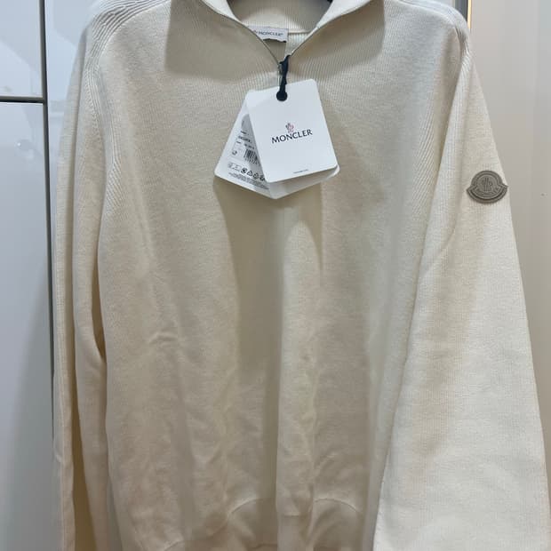 24fw 몽클레어 캐시미어 반집업 2xl (새상품)