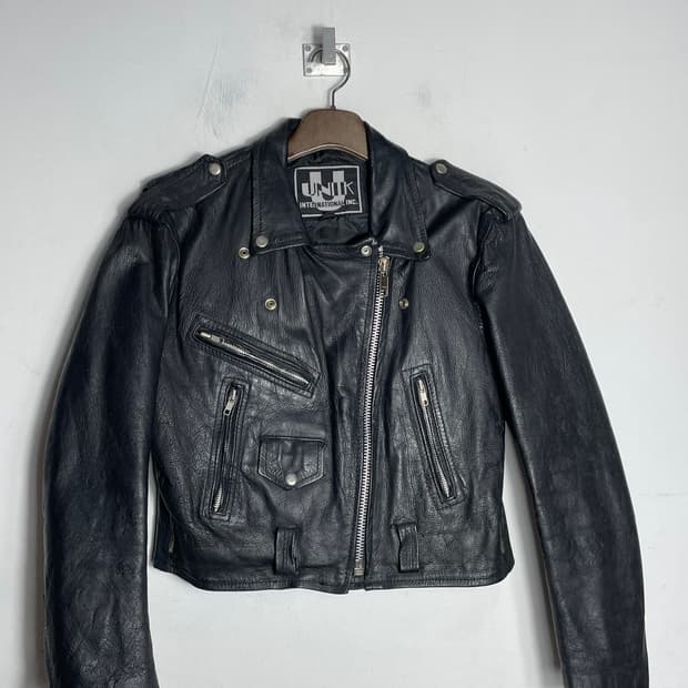 UNIK 블랙 레더 라이더 자켓