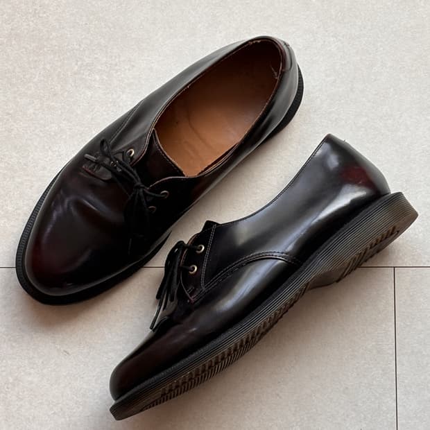 닥터마틴 2홀 더비 브룩 체리버건디 UK8