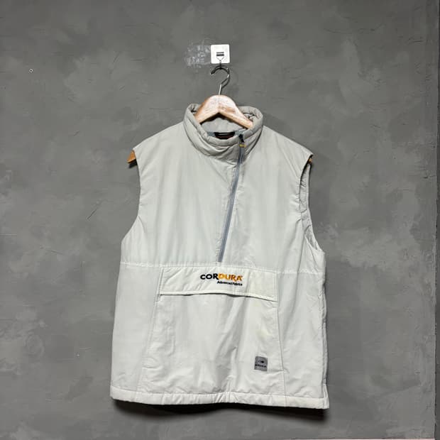 아이더 코듀라 경량패딩 조끼 라이트 그레이