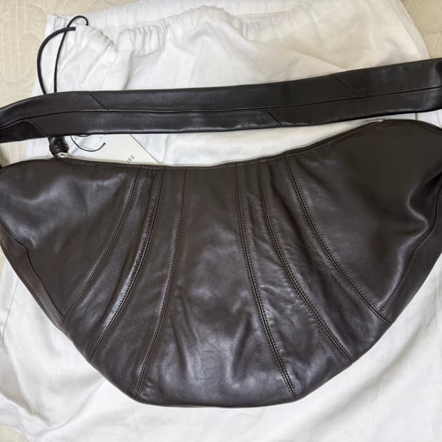 르메르 크루아상백 라지 다크초코 양가죽