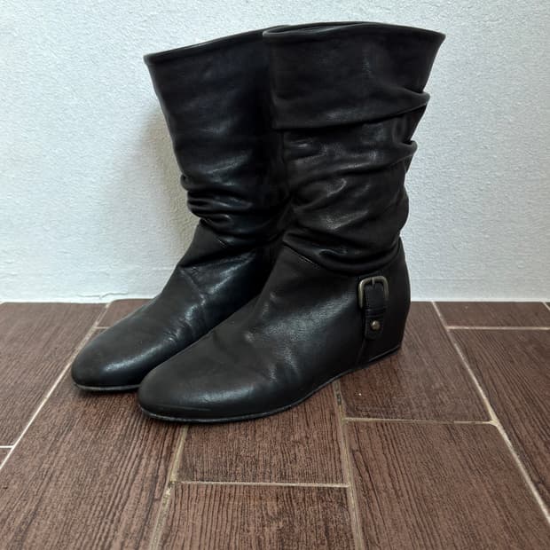 Stuart Weitzman Leather Boots 37사이즈