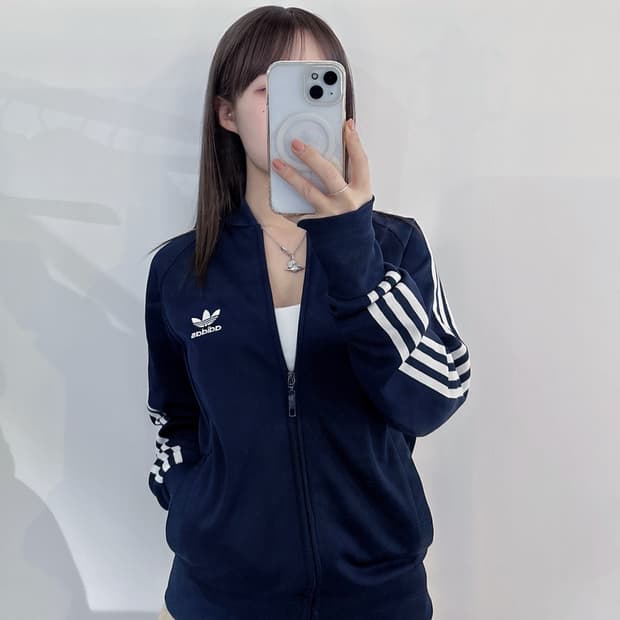 아디다스 유로파 네이비 삼선 트랙탑