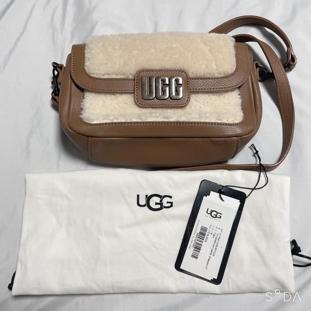 UGG 어그 크로스백