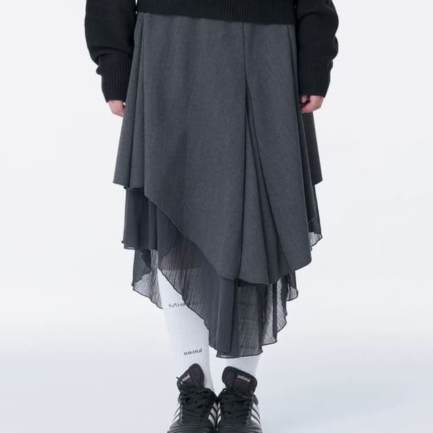 미세키서울 Unbalanced layered skirt CHARCOAL
