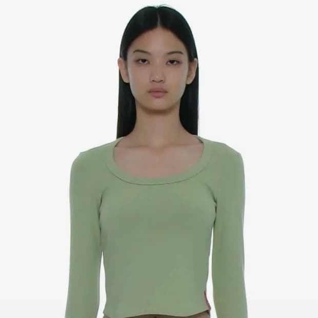 파르티멘토 우먼 롱 슬리브 긴팔 티 M 메론색