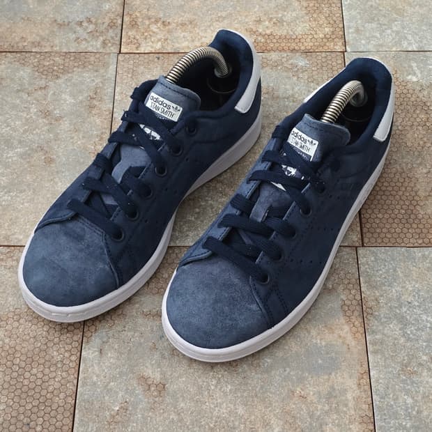 (225)아디다스 스탠스미스 스웨이드 네이비