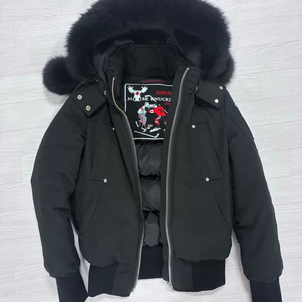 무스너클 데비 봄버 패딩