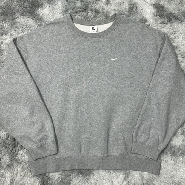 나이키 솔로스우시 그레이 맨투맨 3XL