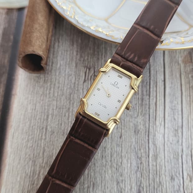 정품 오메가 드빌 Challenge 탱크 쿼츠 시계