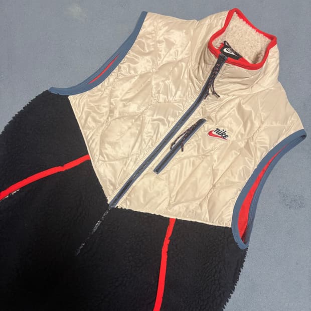 [서울 직거래] 나이키 뽀글이 퀼팅 조끼 L