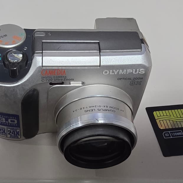 올림푸스 C-700 울트라줌 빈티지 디지털카메라