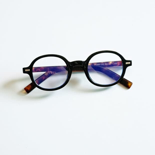 볼드 블랙 라운드 프레임 투명렌즈 빈티지 선글라스