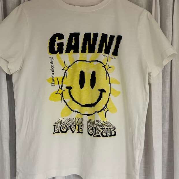 Ganni 반팔 티셔츠