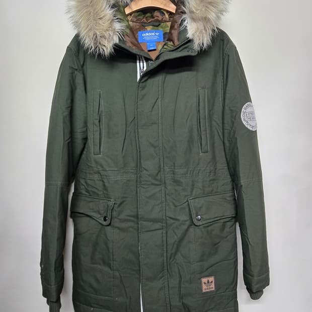 아디다스 올리브 다운 야상  파카 085