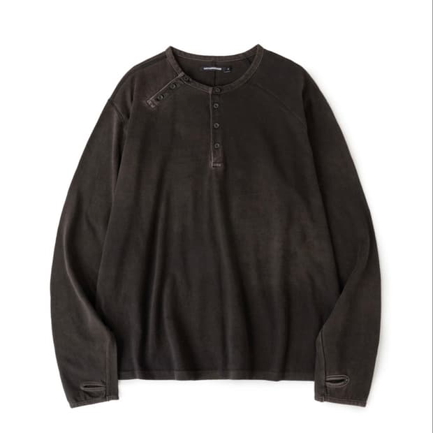 해칭룸 double henley neck