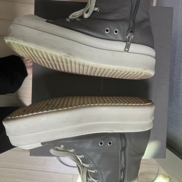 릭오웬스 라몬스 메가범퍼 팝니다 브라운색상