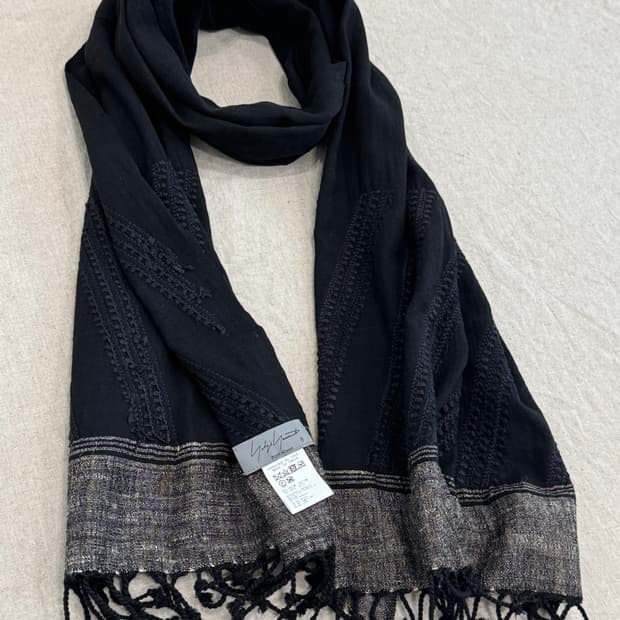 요지야마모토 뿌르옴므 24ss 핸드스티치 실크 머플러