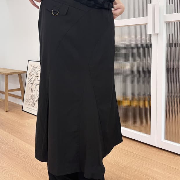 hikko unbalance long skirt